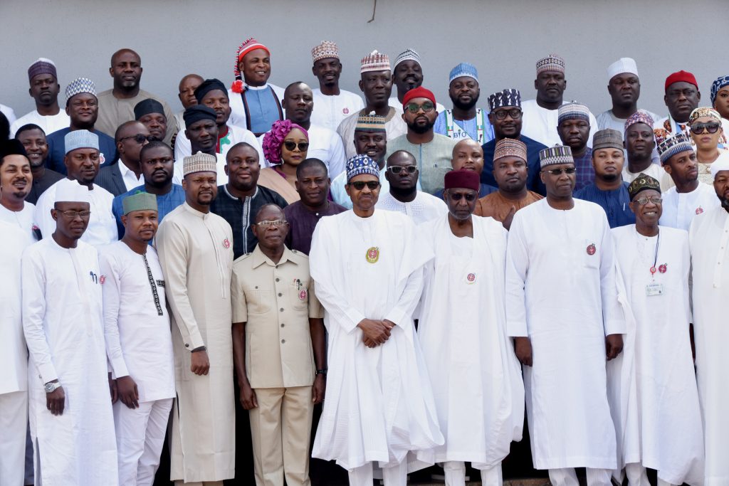 Buhari meets APC youth leaders