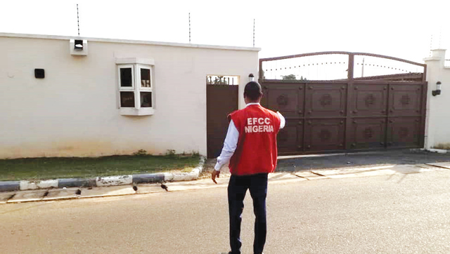 Seized houses: EFCC scandalising me, Saraki tells court