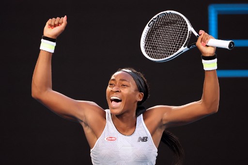 BREAKING: Coco Gauff, 15, stuns title-holder Osaka at Australian Open