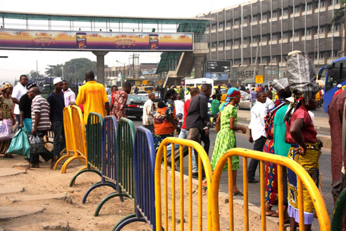 Overhead bridges: 36 persons arrested for crossing expressway in Lagos