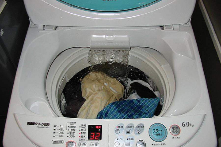Police discover dead baby in washing machine