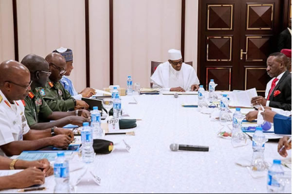 Buhari, security chiefs meet