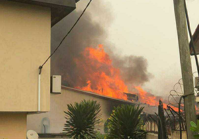 Building on fire in Magodo