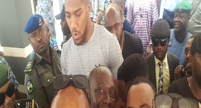 BREAKING: Sagamu agog as Anthony Joshua arrives